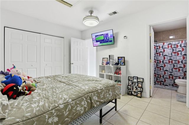 5312 17th AVE SW, Naples, FL 34116