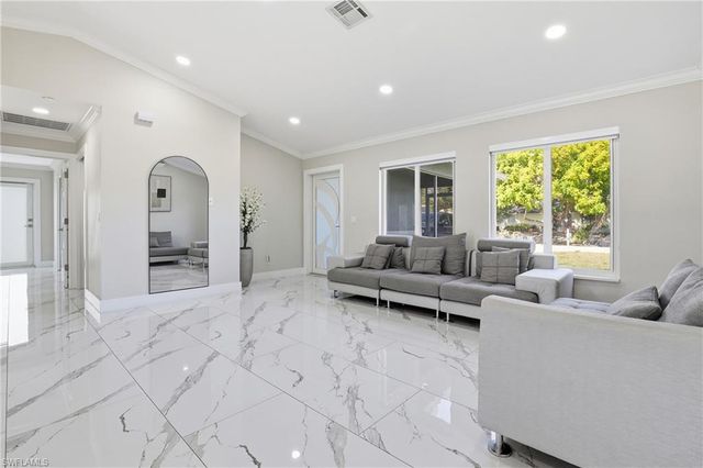 5312 17th AVE SW, Naples, FL 34116