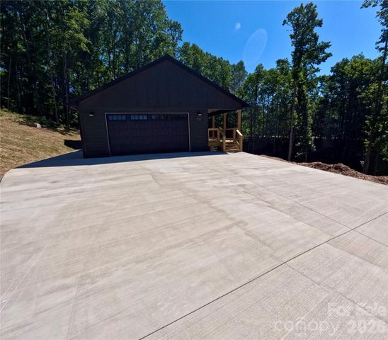 32 Star Drive, Marion, NC 28752