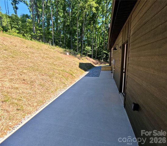 32 Star Drive, Marion, NC 28752