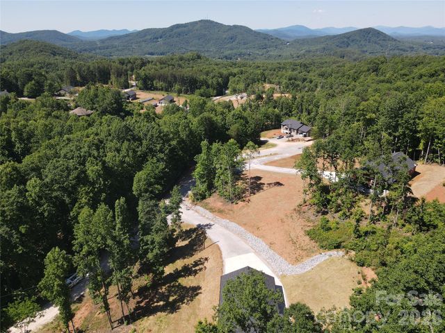 32 Star Drive, Marion, NC 28752