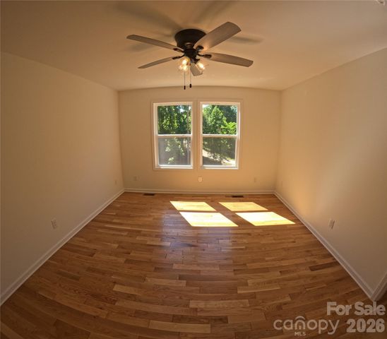 32 Star Drive, Marion, NC 28752