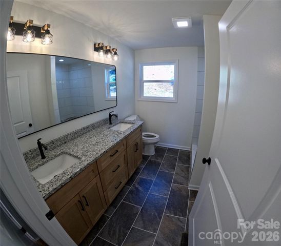 32 Star Drive, Marion, NC 28752