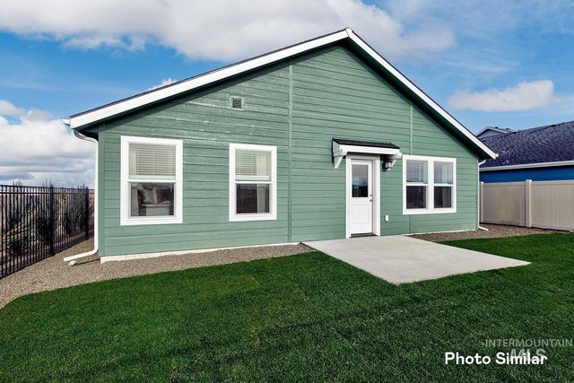 18423 N Sparkleberry Ave, Nampa, ID 83687