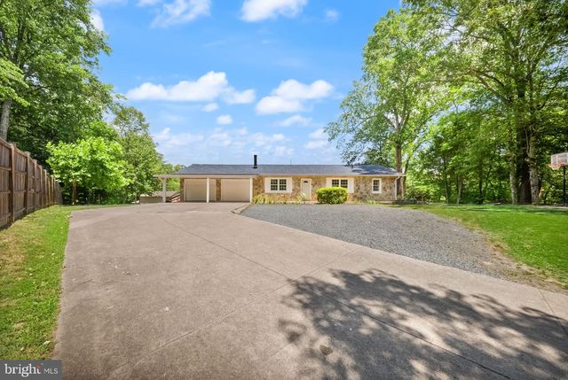 23 WALKER WAY, Stafford, VA 22554