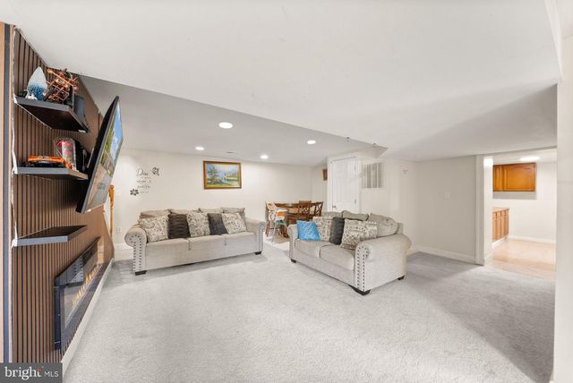 23 WALKER WAY, Stafford, VA 22554