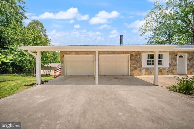 23 WALKER WAY, Stafford, VA 22554