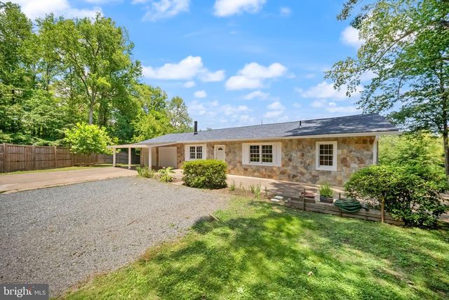 23 WALKER WAY, Stafford, VA 22554