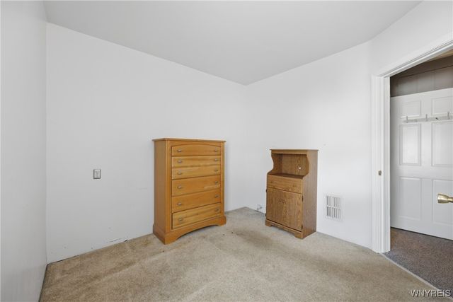 234 Parkwood Avenue, Tonawanda, NY 14217