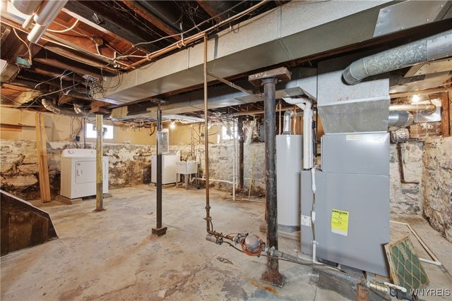 234 Parkwood Avenue, Tonawanda, NY 14217