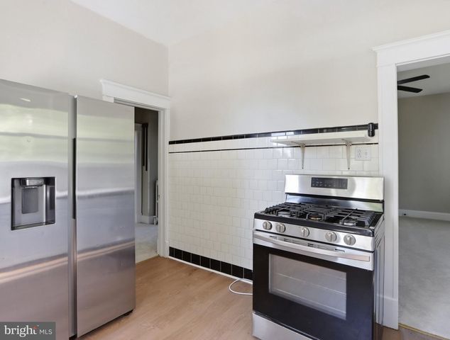 4613 LINDEN AVE, Halethorpe, MD 21227
