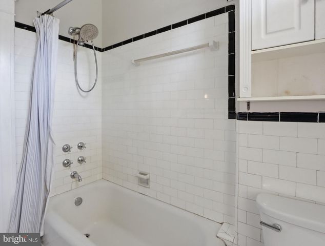 4613 LINDEN AVE, Halethorpe, MD 21227