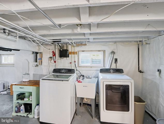 4613 LINDEN AVE, Halethorpe, MD 21227