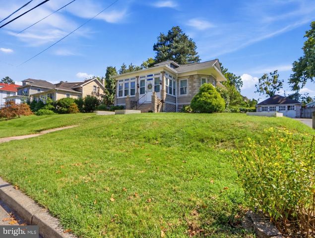 4613 LINDEN AVE, Halethorpe, MD 21227