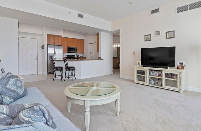 1830 Radius Drive 1219, Hollywood, FL 33020