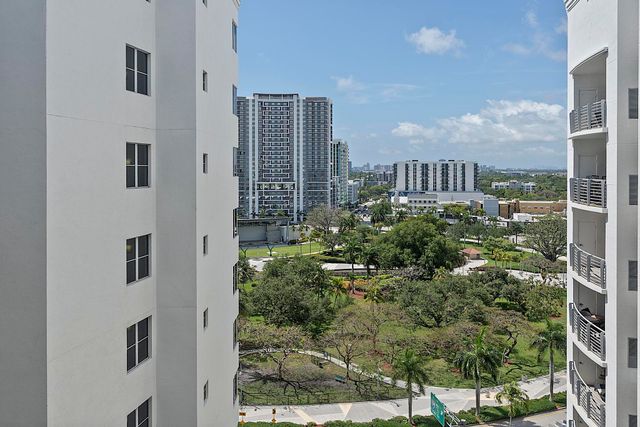 1830 Radius Drive 1219, Hollywood, FL 33020
