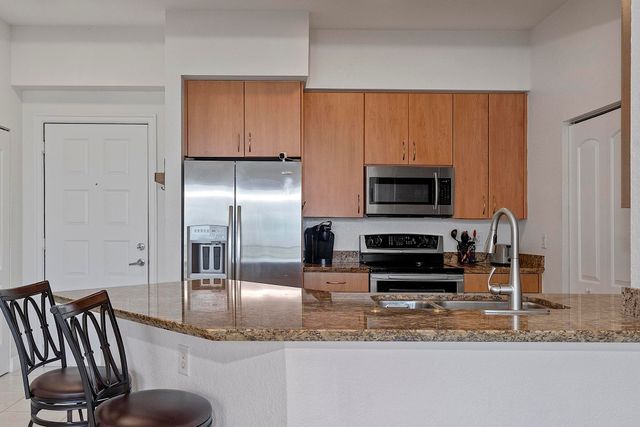 1830 Radius Drive 1219, Hollywood, FL 33020