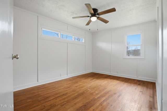 1290 South Shady Street, Mountain City, TN 37683