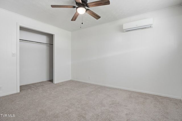 1290 South Shady Street, Mountain City, TN 37683