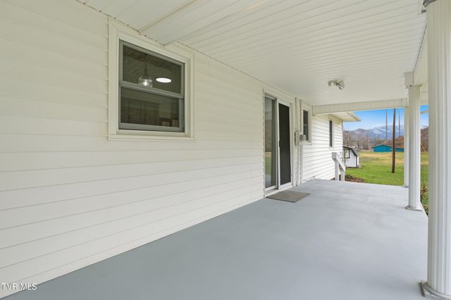 1290 South Shady Street, Mountain City, TN 37683