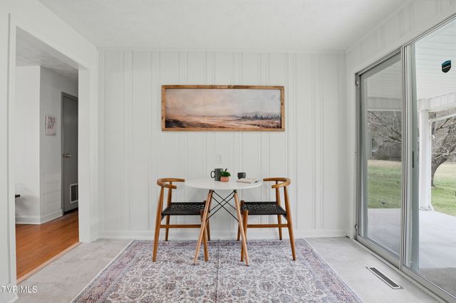 1290 South Shady Street, Mountain City, TN 37683