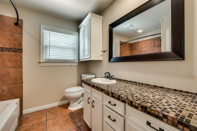 2536 Walsh Court, Fort Worth, TX 76109