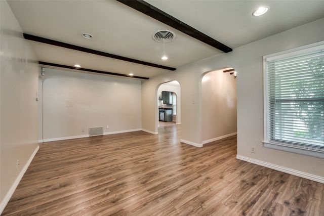 2536 Walsh Court, Fort Worth, TX 76109