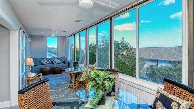 1255 E PEPPERTREE DRIVE 305, Sarasota, FL 34242