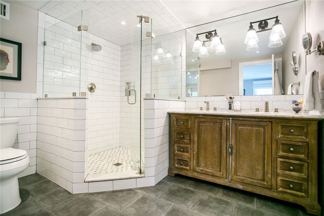 25 Dearborn Street 2, Newport, RI 02840