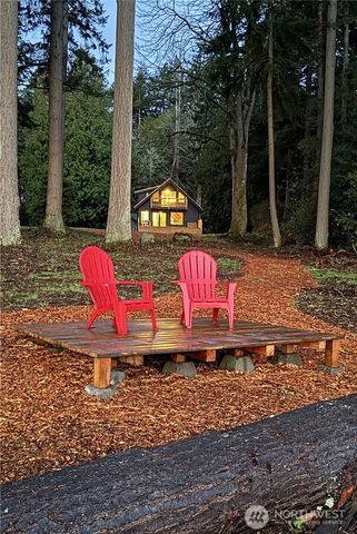 34266 Pilot Point Road NE, Kingston, WA 98346