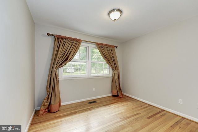 11733 AMBLESIDE DR, Potomac, MD 20854