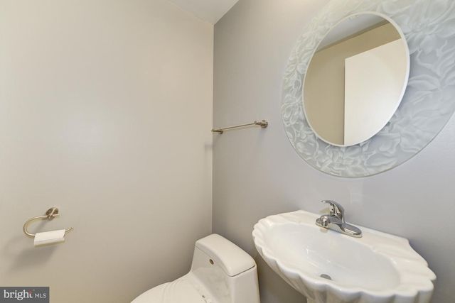 11733 AMBLESIDE DR, Potomac, MD 20854