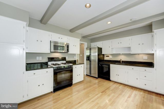 11733 AMBLESIDE DR, Potomac, MD 20854