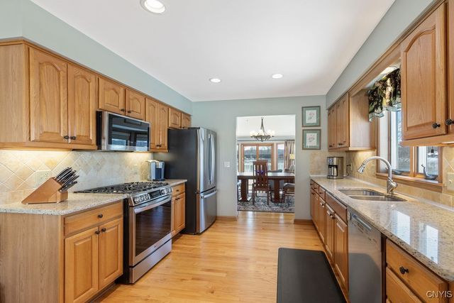 204 Summerhaven Drive South, Manlius, NY 13057