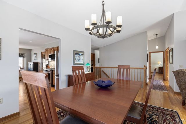 204 Summerhaven Drive South, Manlius, NY 13057