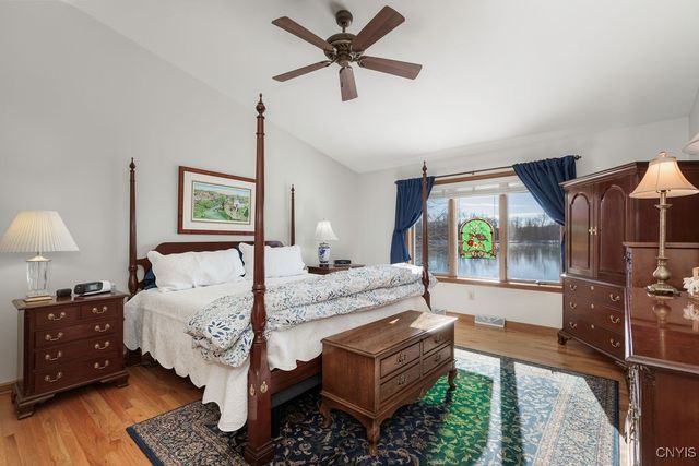 204 Summerhaven Drive South, Manlius, NY 13057