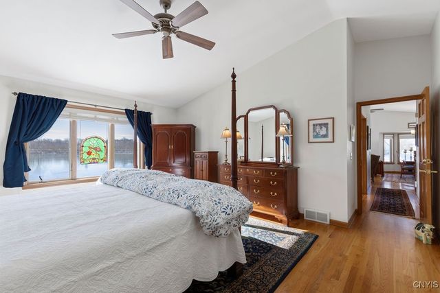 204 Summerhaven Drive South, Manlius, NY 13057