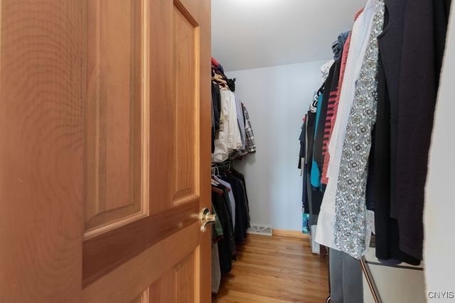 204 Summerhaven Drive South, Manlius, NY 13057