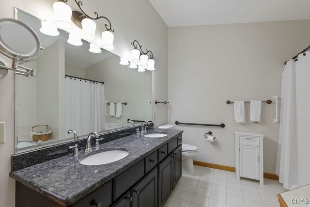 204 Summerhaven Drive South, Manlius, NY 13057