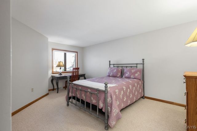 204 Summerhaven Drive South, Manlius, NY 13057