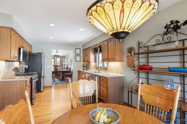 204 Summerhaven Drive South, Manlius, NY 13057