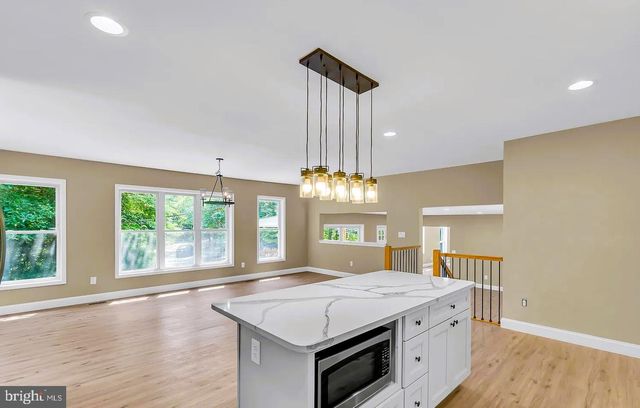 510 PINEHURST RD, Cream Ridge, NJ 08514