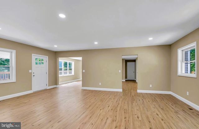 510 PINEHURST RD, Cream Ridge, NJ 08514