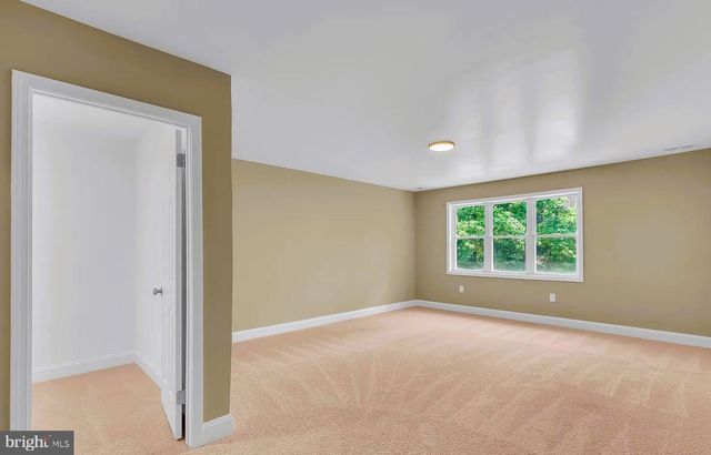 510 PINEHURST RD, Cream Ridge, NJ 08514