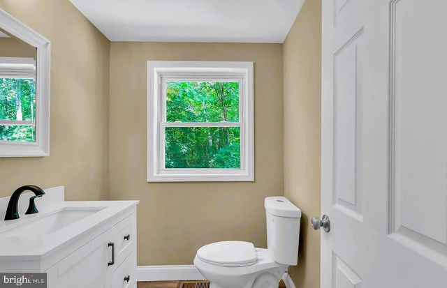 510 PINEHURST RD, Cream Ridge, NJ 08514