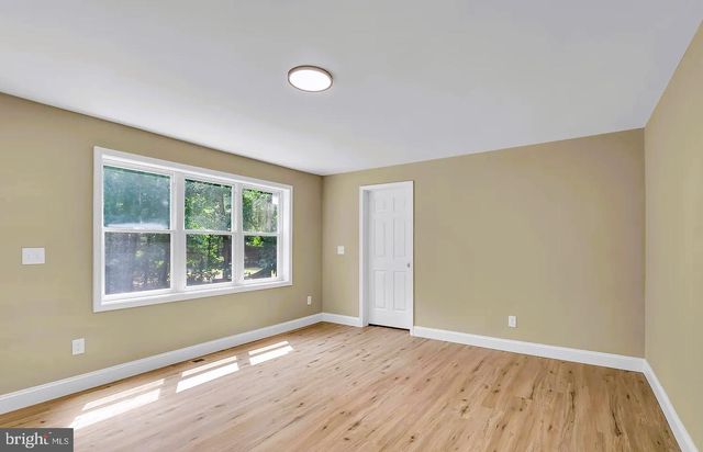 510 PINEHURST RD, Cream Ridge, NJ 08514