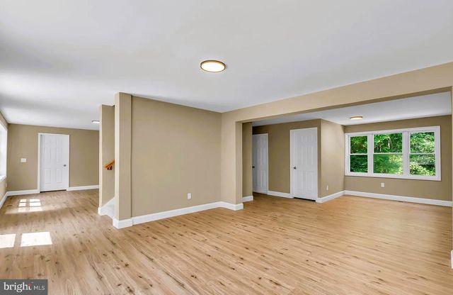 510 PINEHURST RD, Cream Ridge, NJ 08514