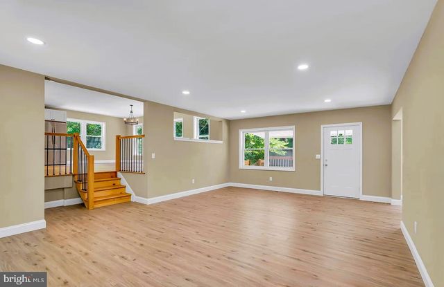 510 PINEHURST RD, Cream Ridge, NJ 08514