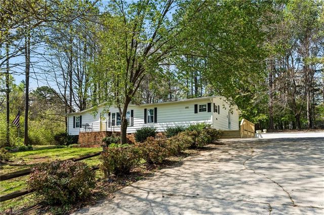 190 Brightstar Lane, Lewisville, NC 27023