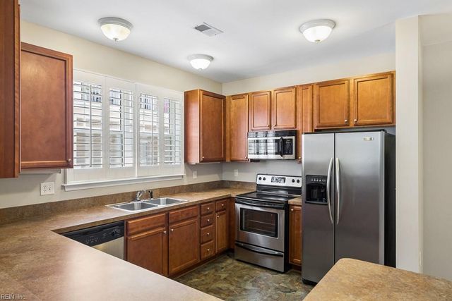 5304 Warminster Dr Unit 205, Virginia Beach, VA 23455